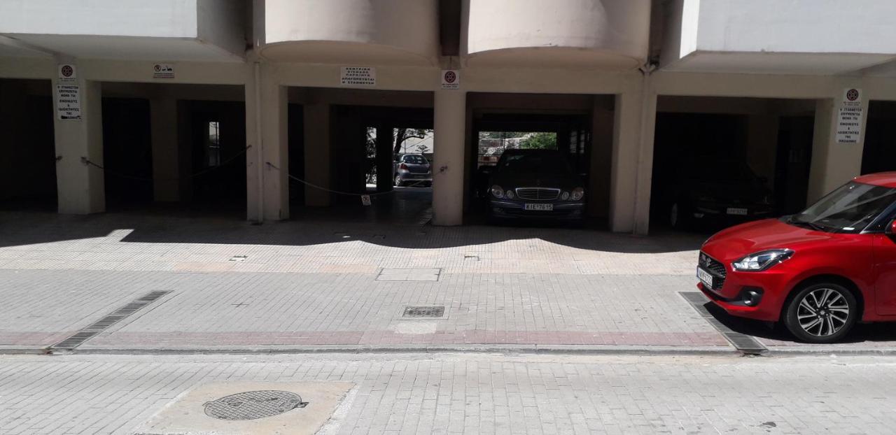 Appartamento Central Bright Studio With Balkony Salonicco Esterno foto
